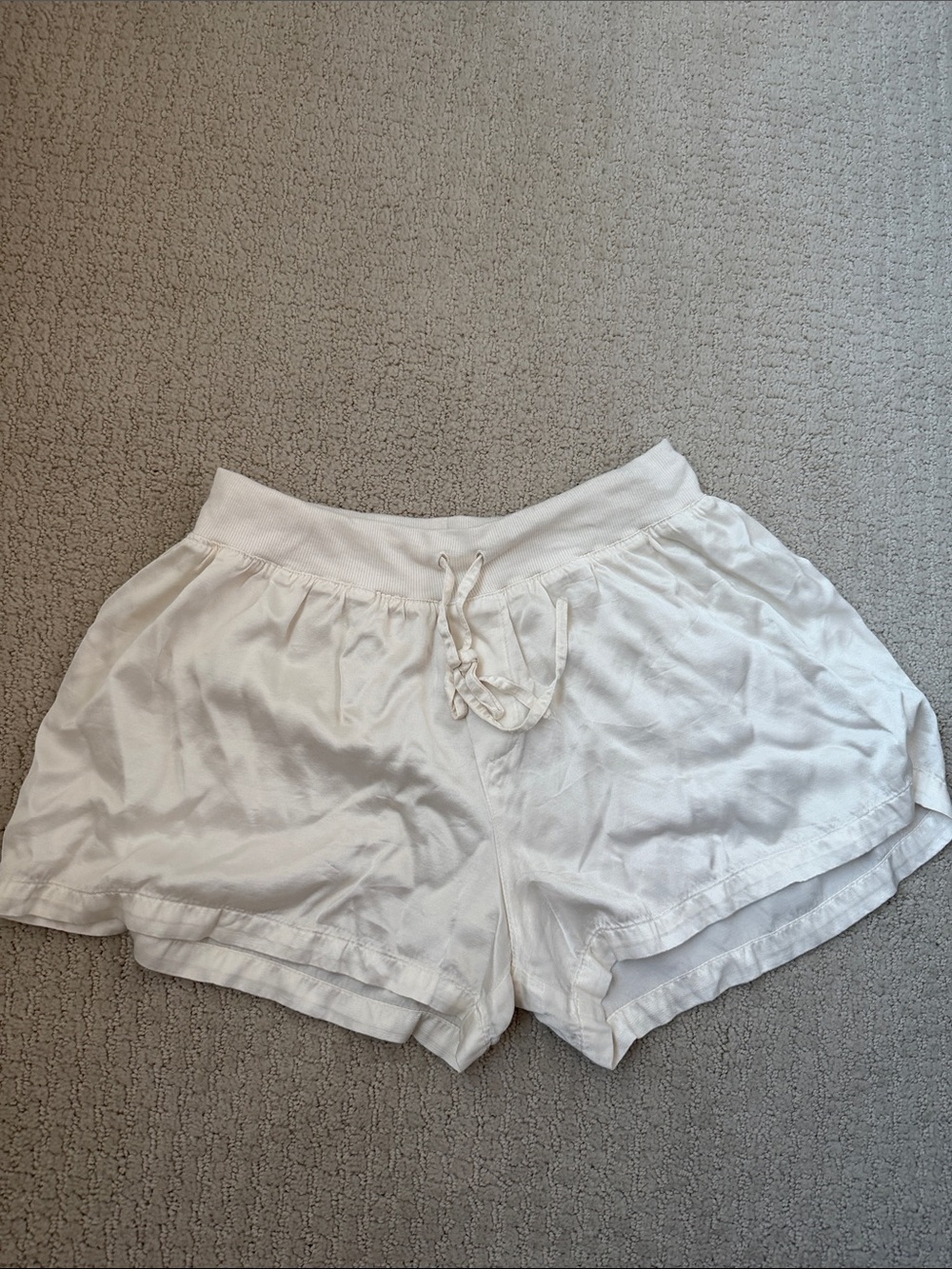 Soft Cream Lounge Shorts size Lwith Drawstring Waist